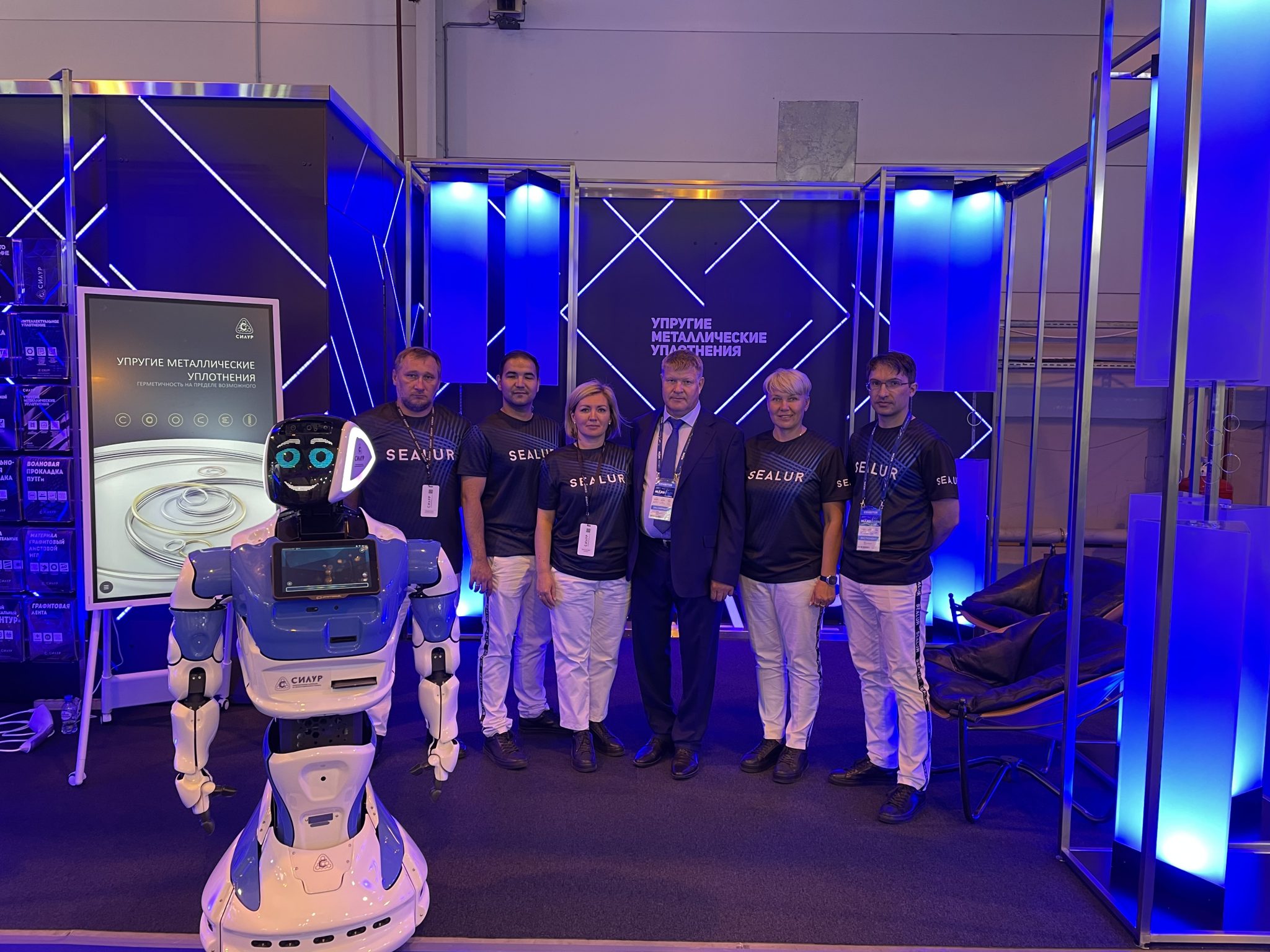 СИЛУР СТАЛ УЧАСТНИКОМ ВСЕМИРНО ИЗВЕСТНОГО АВИАЦИОННОГО САЛОНА — Силур ...
